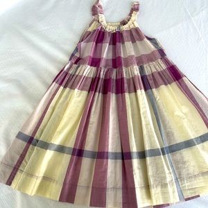 Burberry girls summer dress in size 6Y